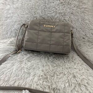 Tommy Hilfiger quilted crossbody bag